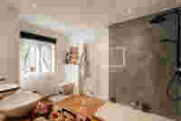Gerenoveerde woning te huur met ruime garage in Sint-Michiels 9