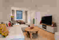 Gerenoveerde woning te huur met ruime garage in Sint-Michiels 3