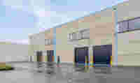 Ruim magazijn van 1.174 m² te koop nabij E17 in Waregem 1