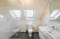 Ruime woning te koop met 3 slaapkamers, tuin en garage 9