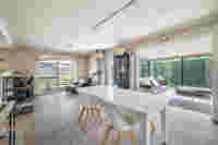 Ruime woning te koop met 3 slaapkamers, tuin en garage 3